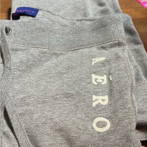 Aero sweat pants size small great brand new condition
